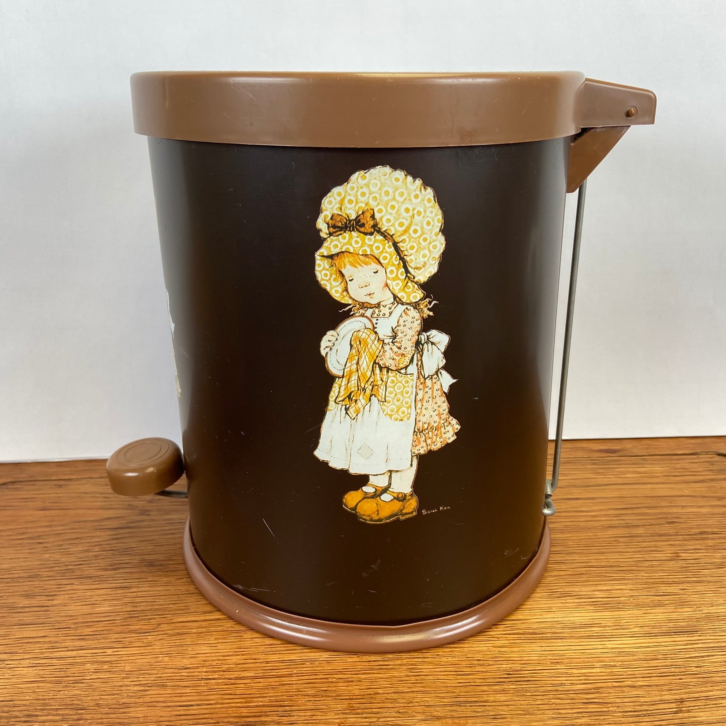 Vintage Sarah Kay prullenbak bruin