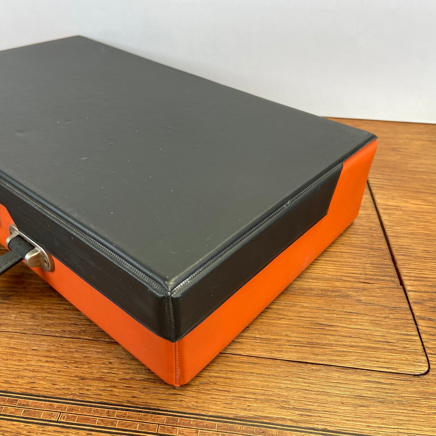 Vintage cassettebandjes koffer
