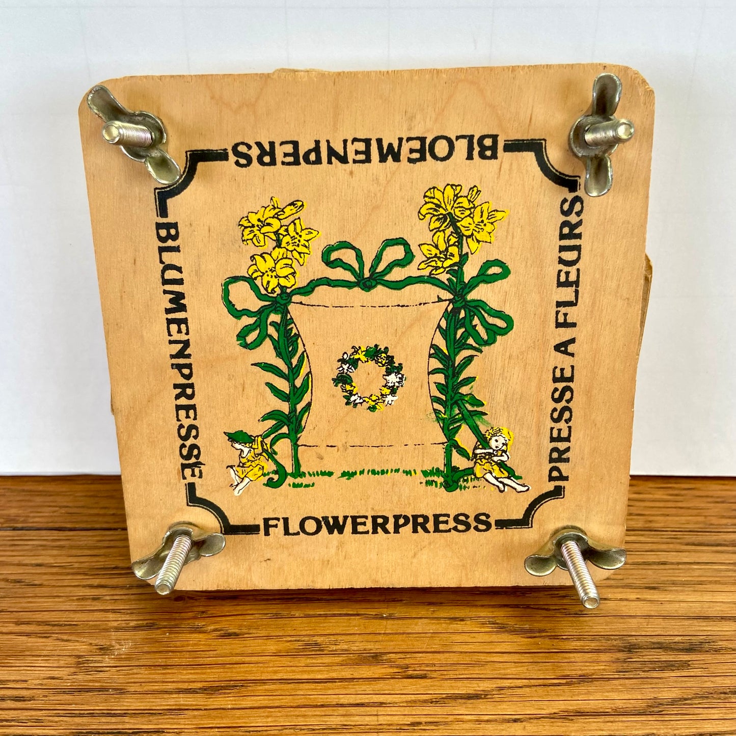 Vintage bloemenpers