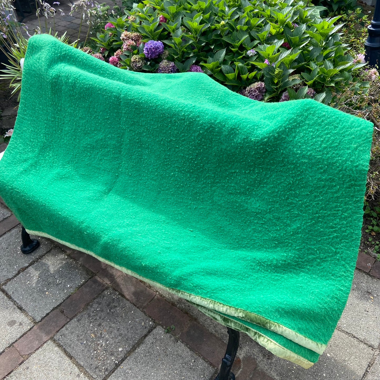 Groene wollen deken
