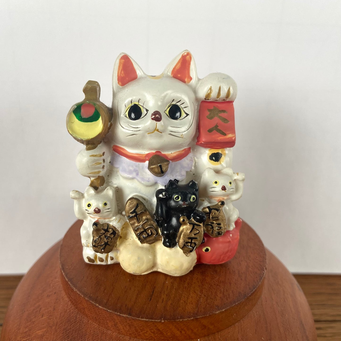 Lucky cat