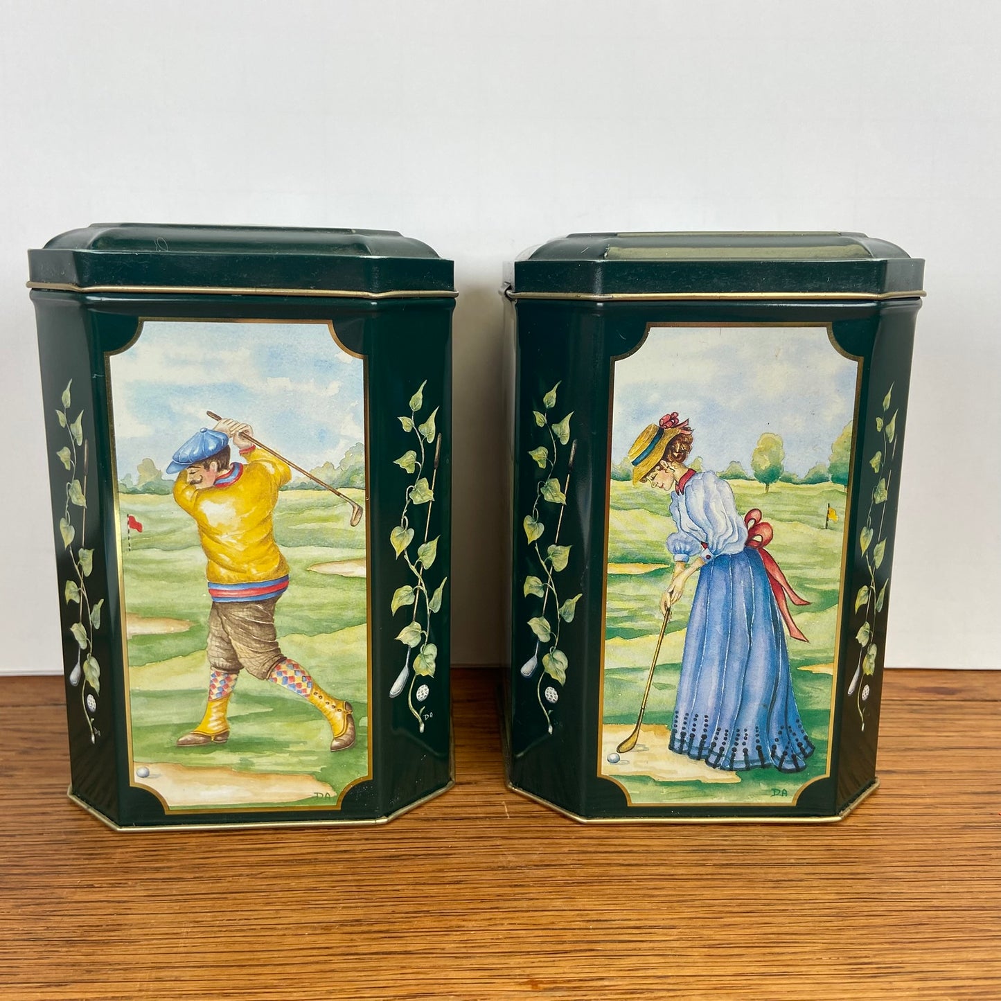 2 vintage blikken golf