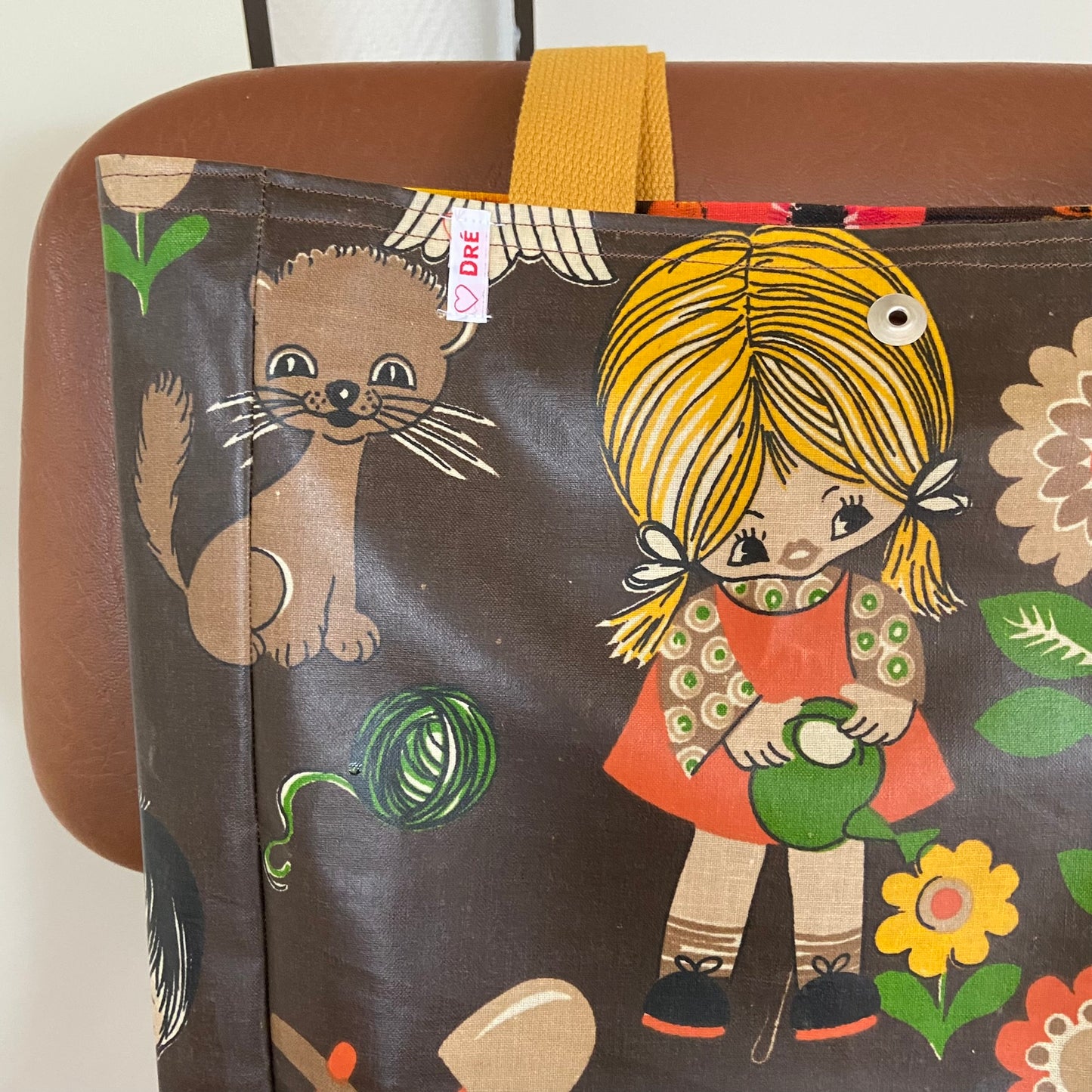 Boxkleed tas bruin in de tuin 1