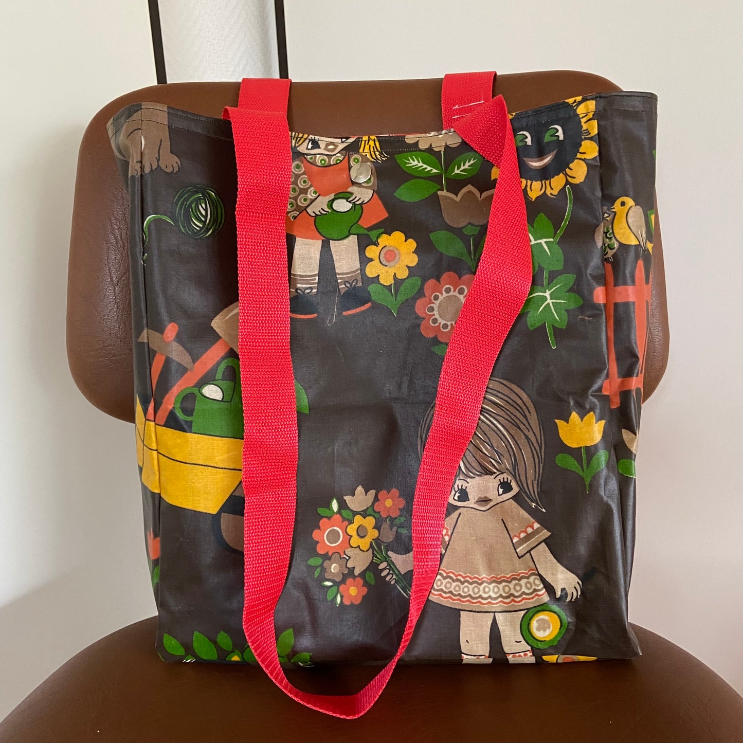 Boxkleed tas bruin in de tuin 2