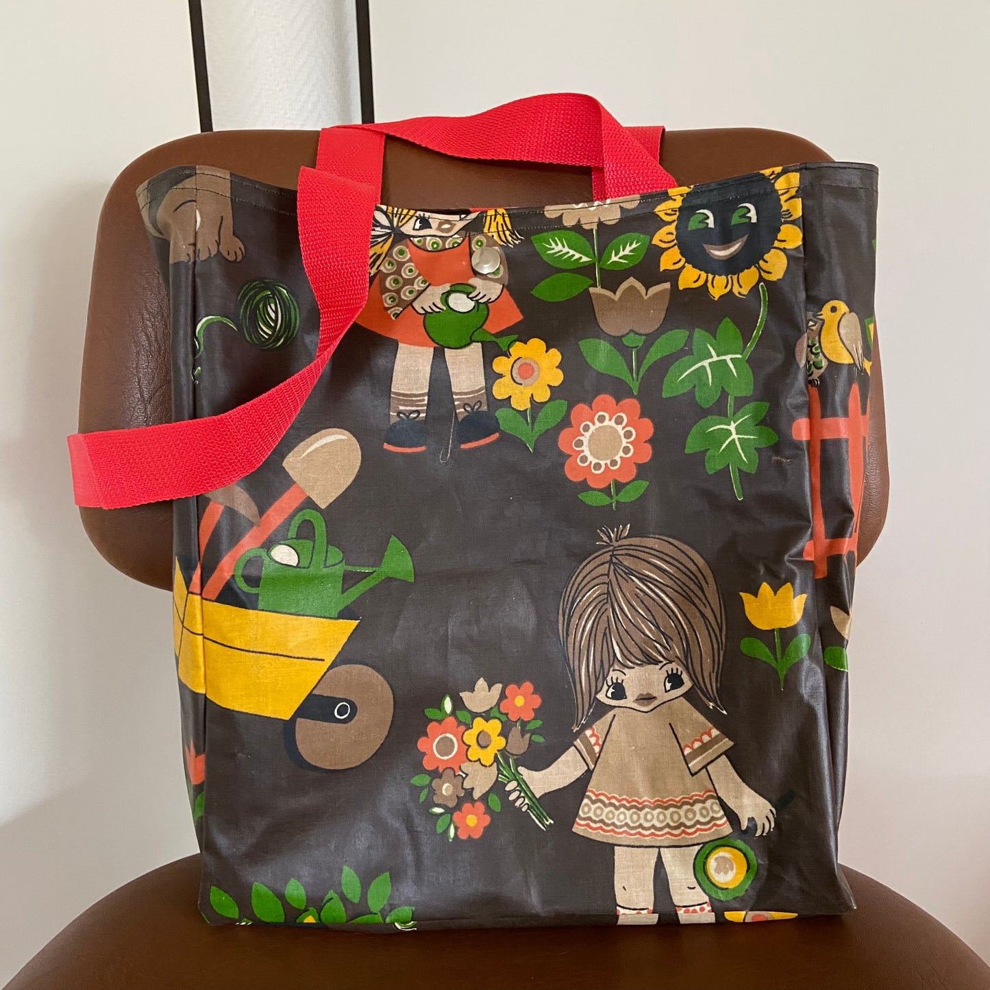 Boxkleed tas bruin in de tuin 2