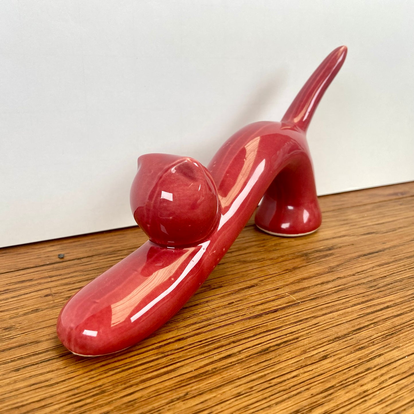 Vintage Naaman kat bordeaux rood