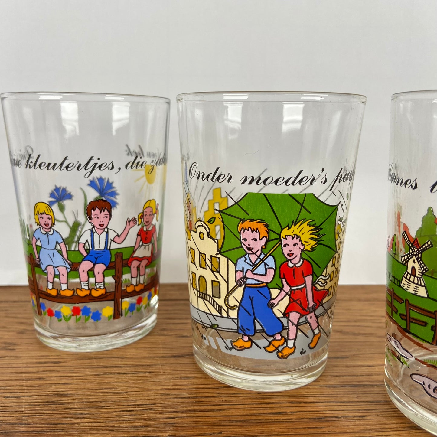Vintage glaasjes kinderliedjes