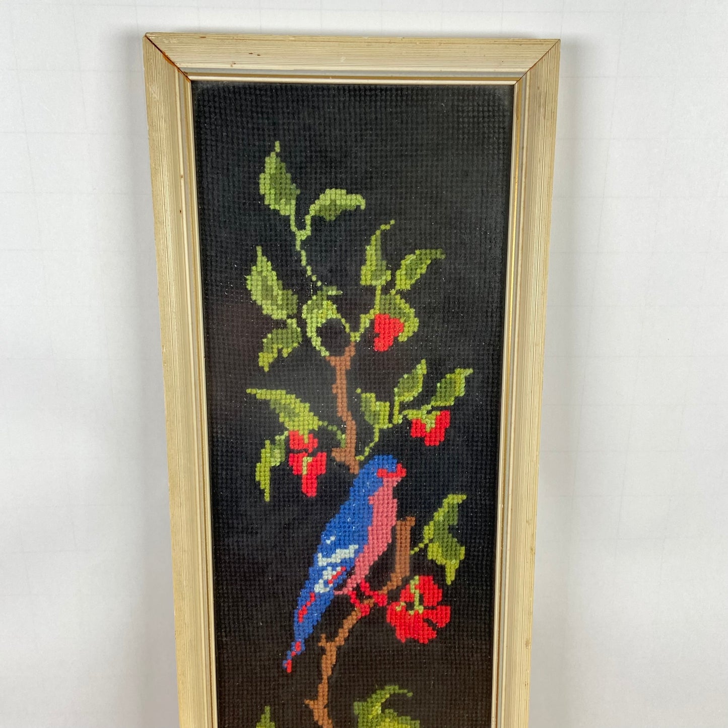 Vintage geborduurd schilderij vogel