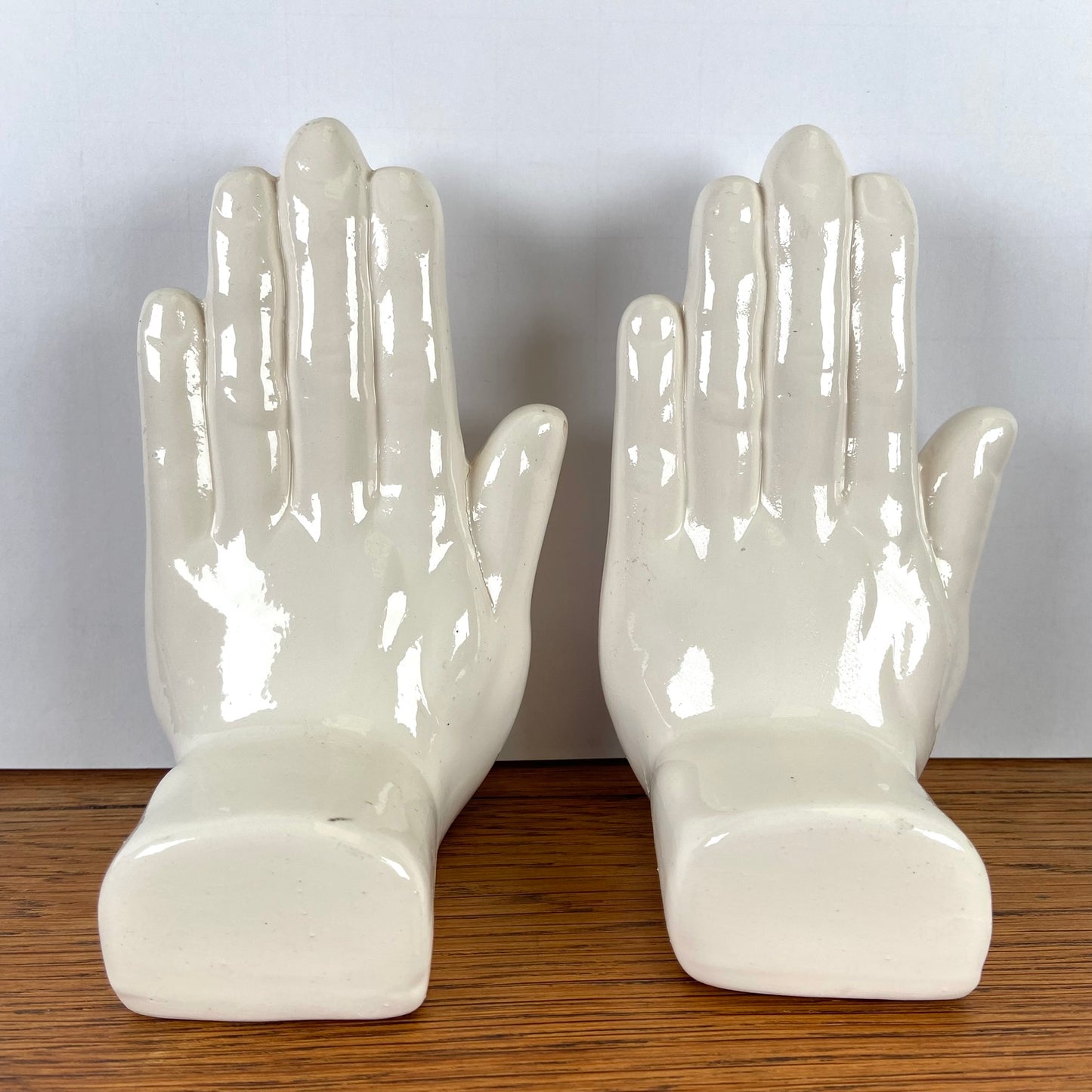 Vintage boekensteunen handjes