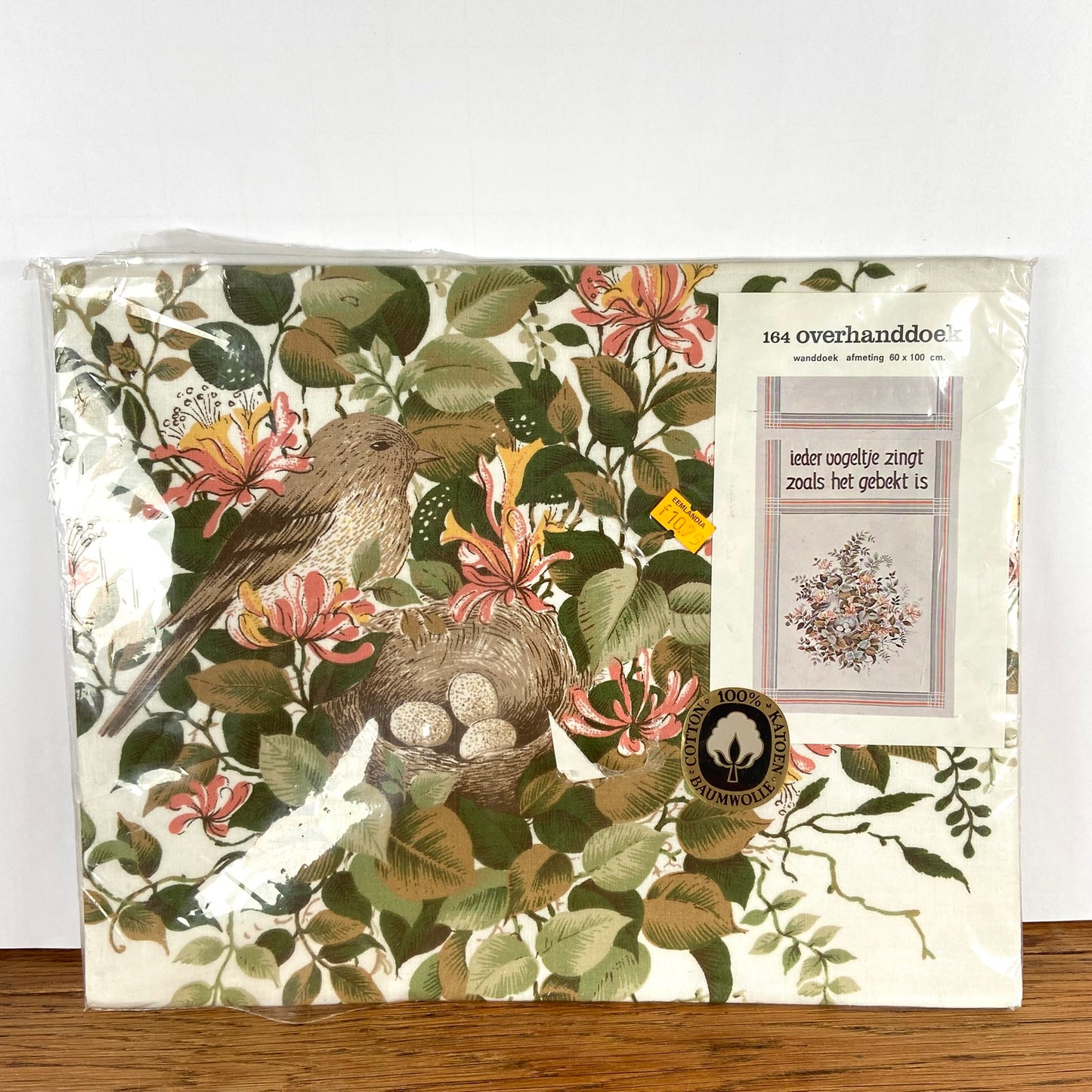 Vintage overhanddoek voor keukenrek