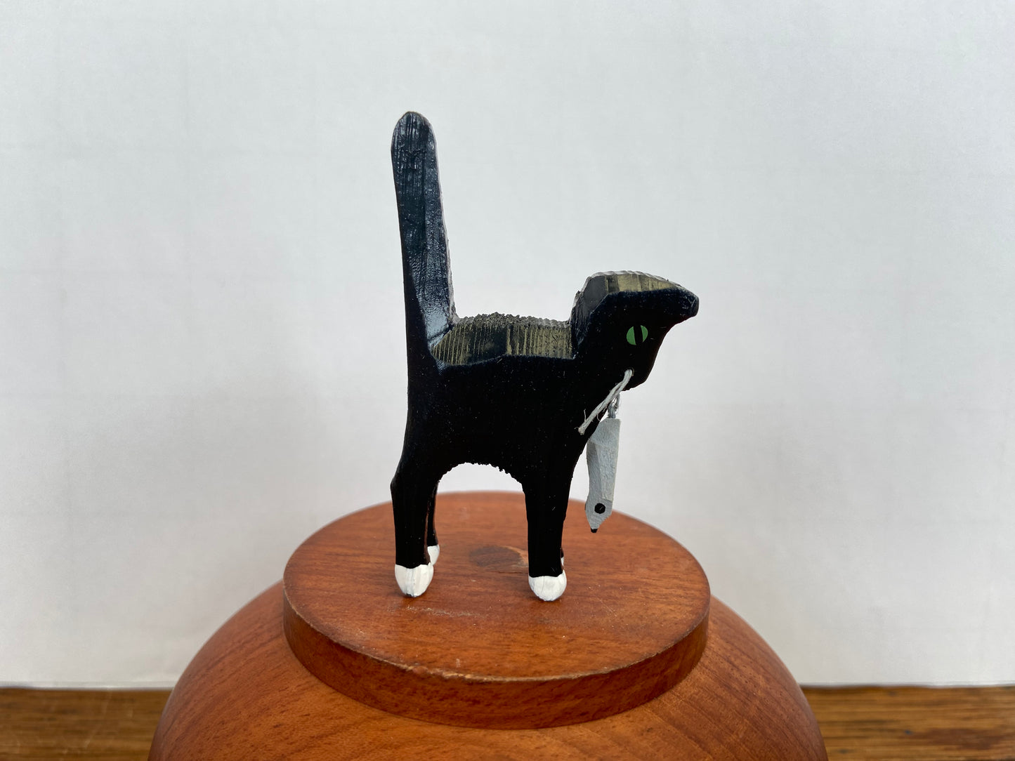 Houten mini katje met muis