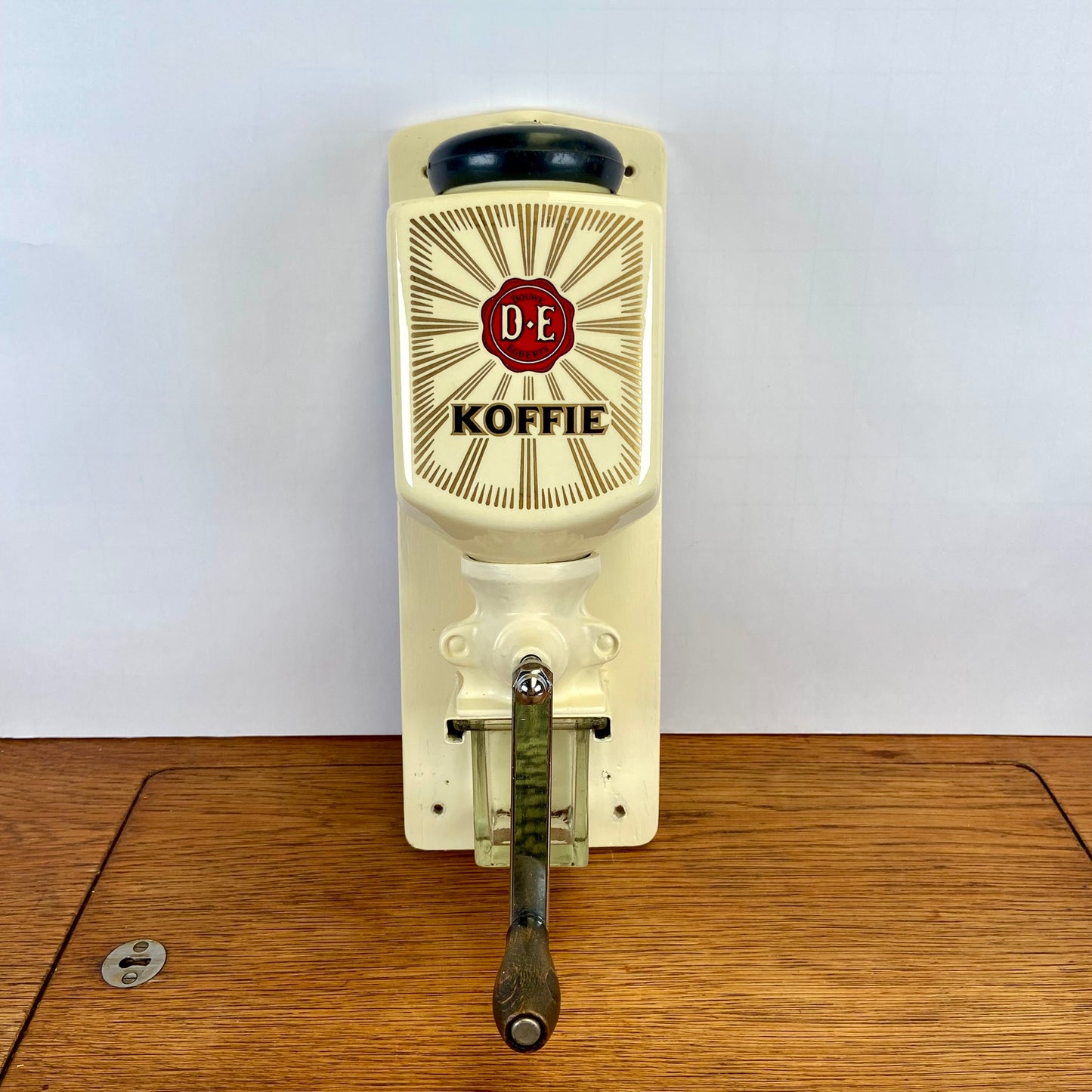 Vintage koffiemolen DE
