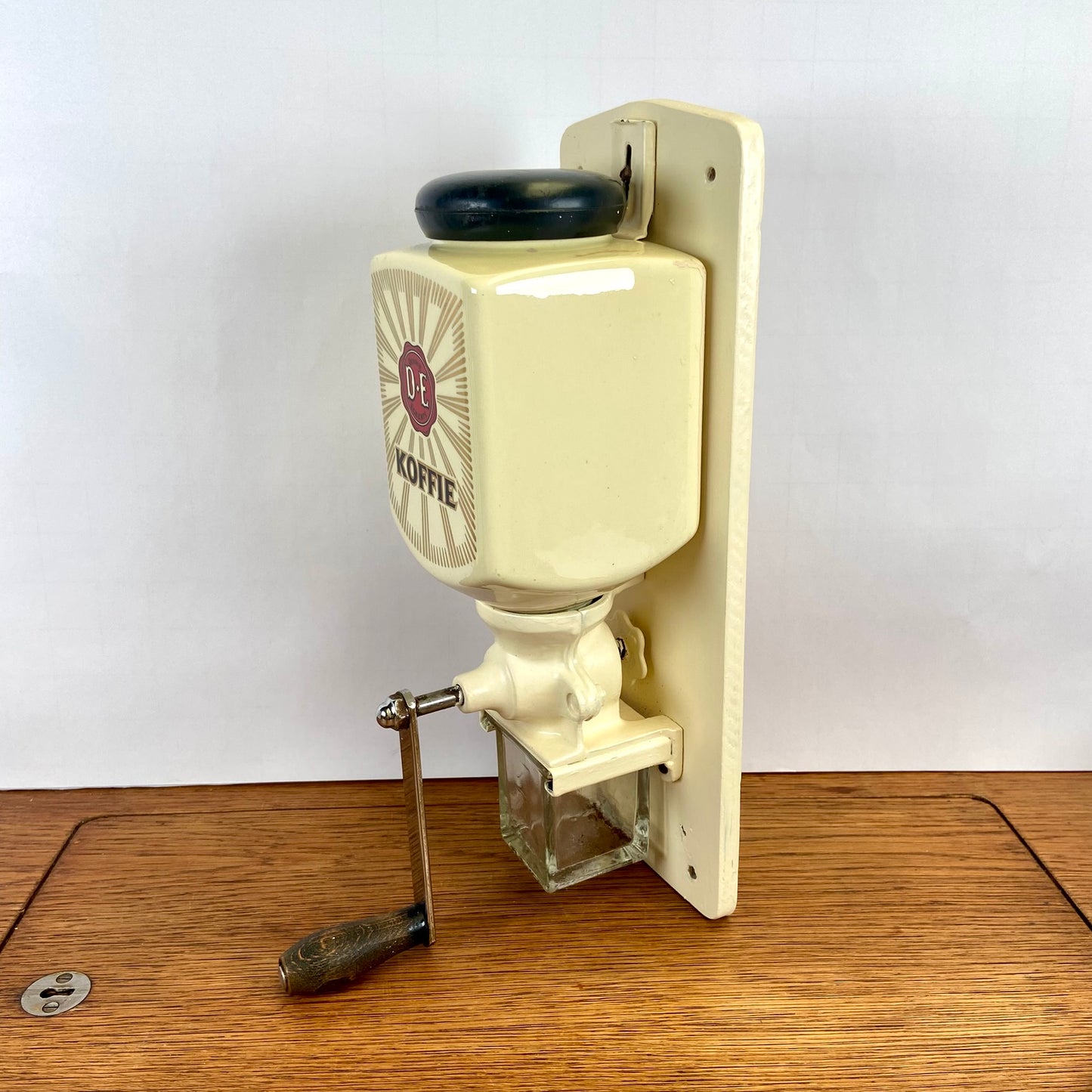 Vintage koffiemolen DE