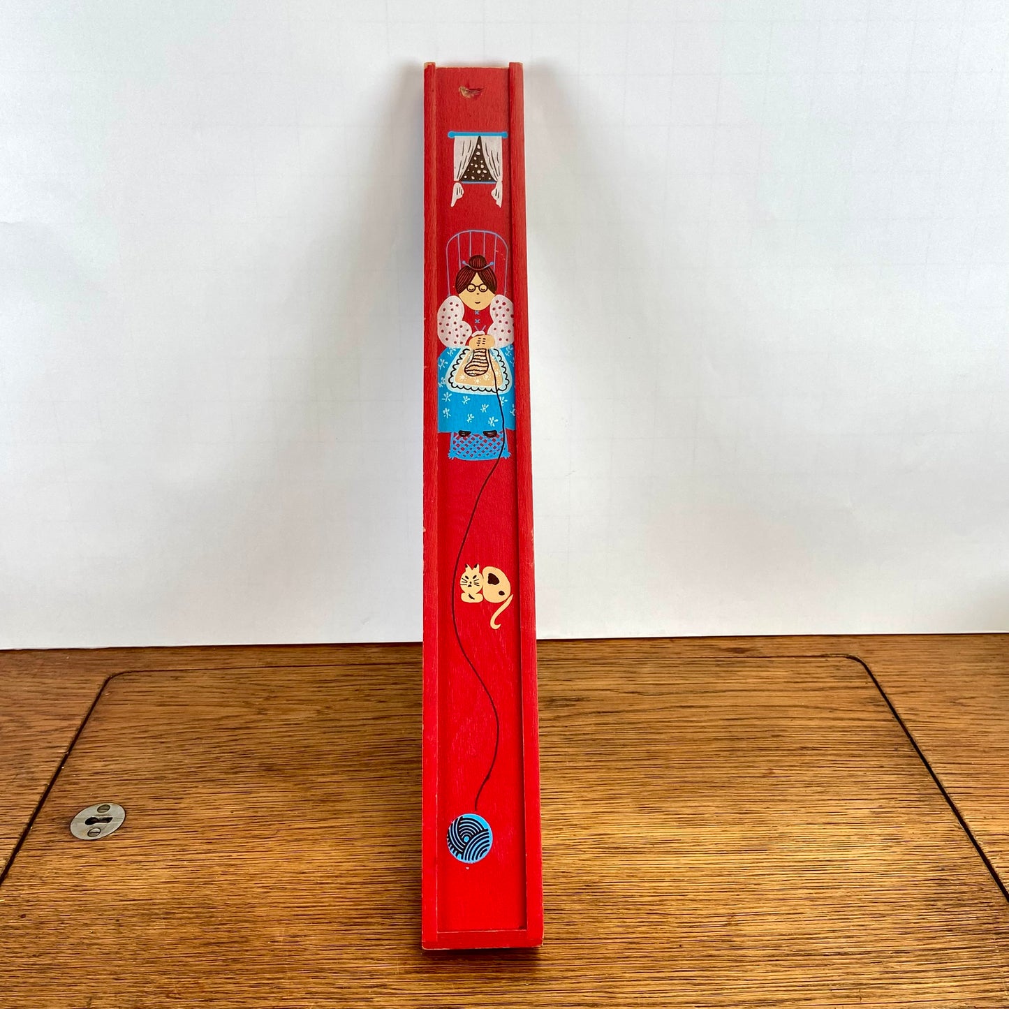Vintage breinaalden doosje rood