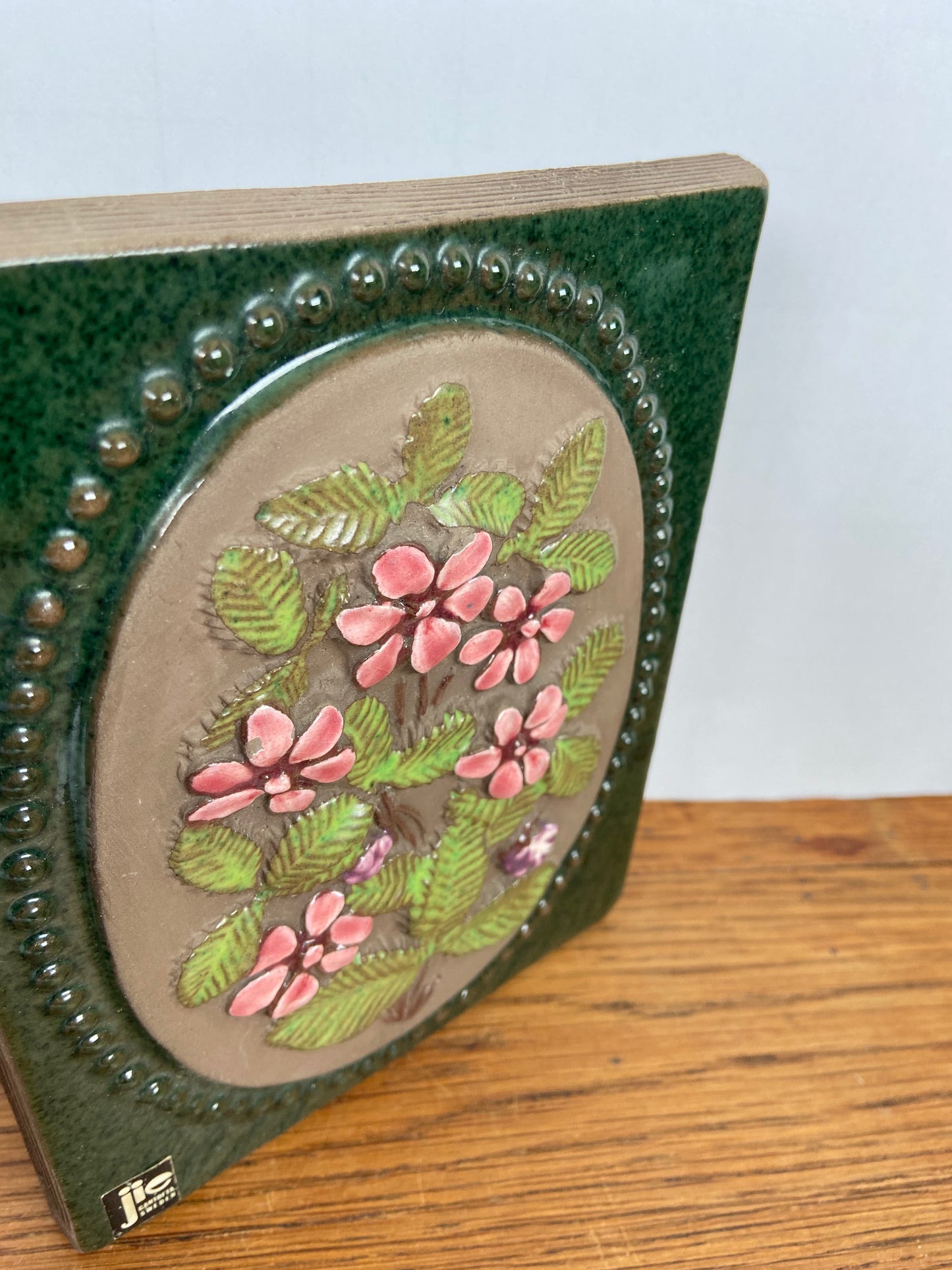 Jie Gantofta relief tegel