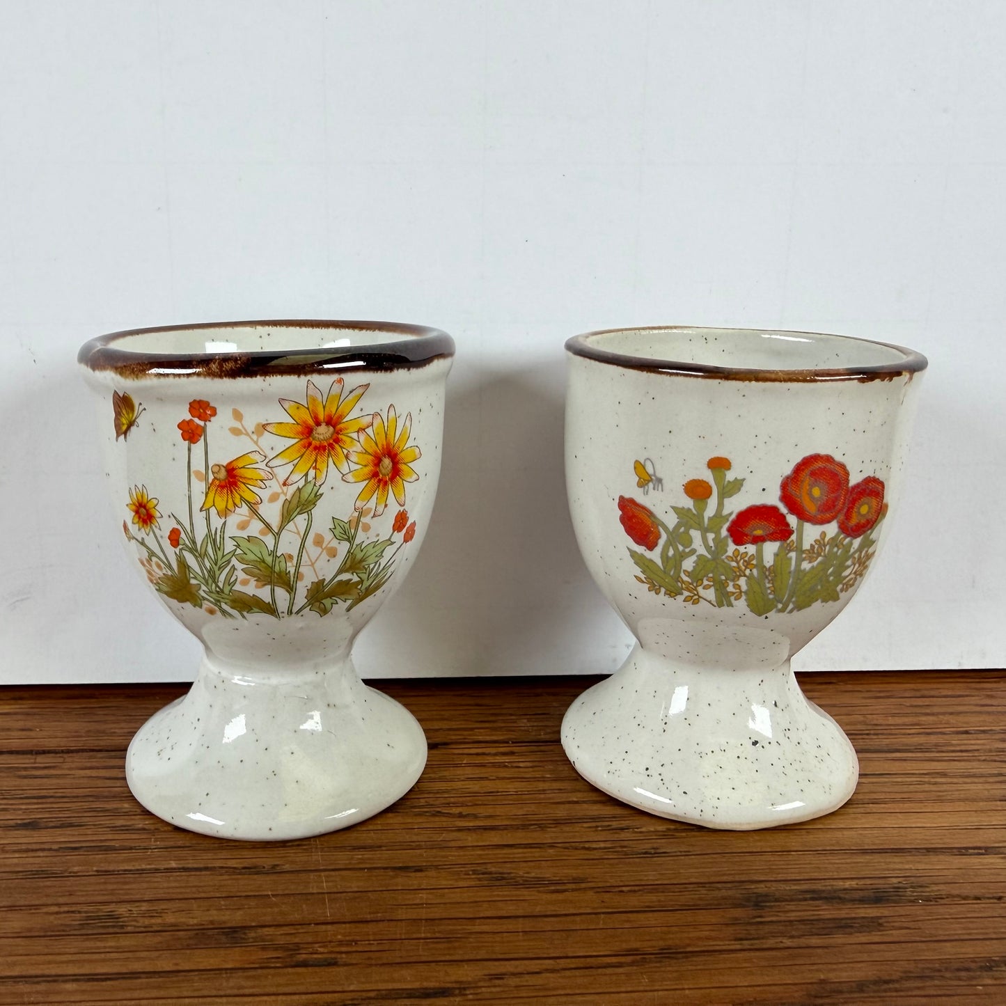 Vintage eierdopjes wilde bloemen