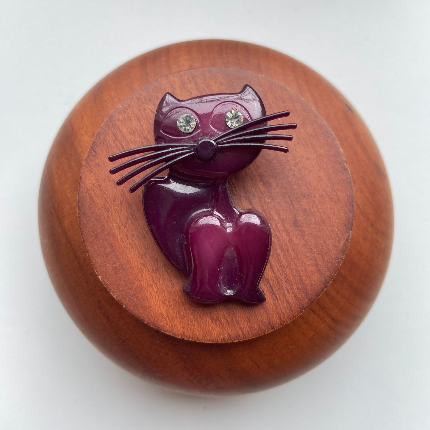 Vintage broche kat paars