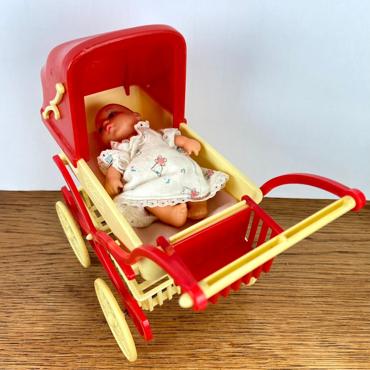 Vintage Fleur kinderwagen