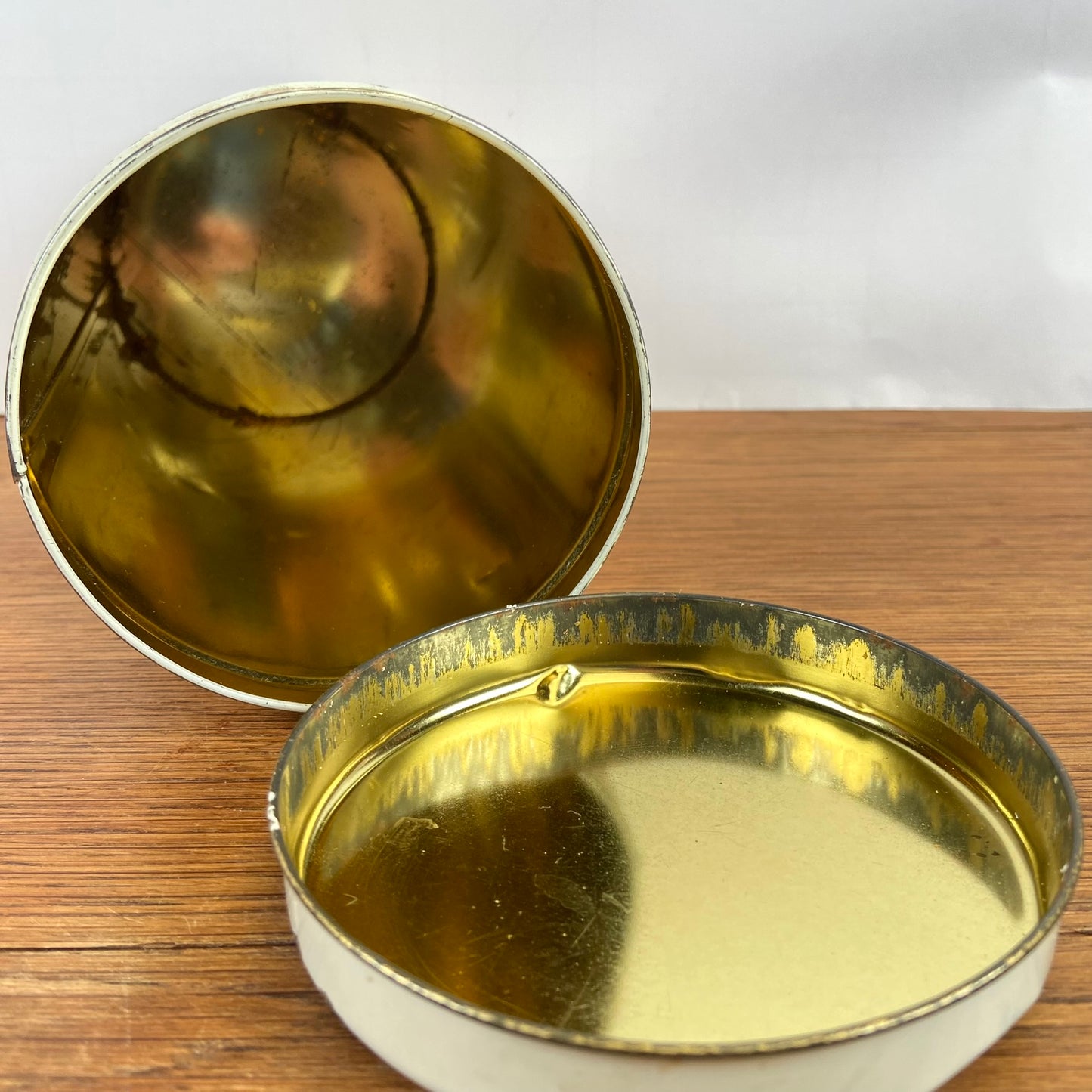 Vintage beschuitbus Fabeltjeskrant