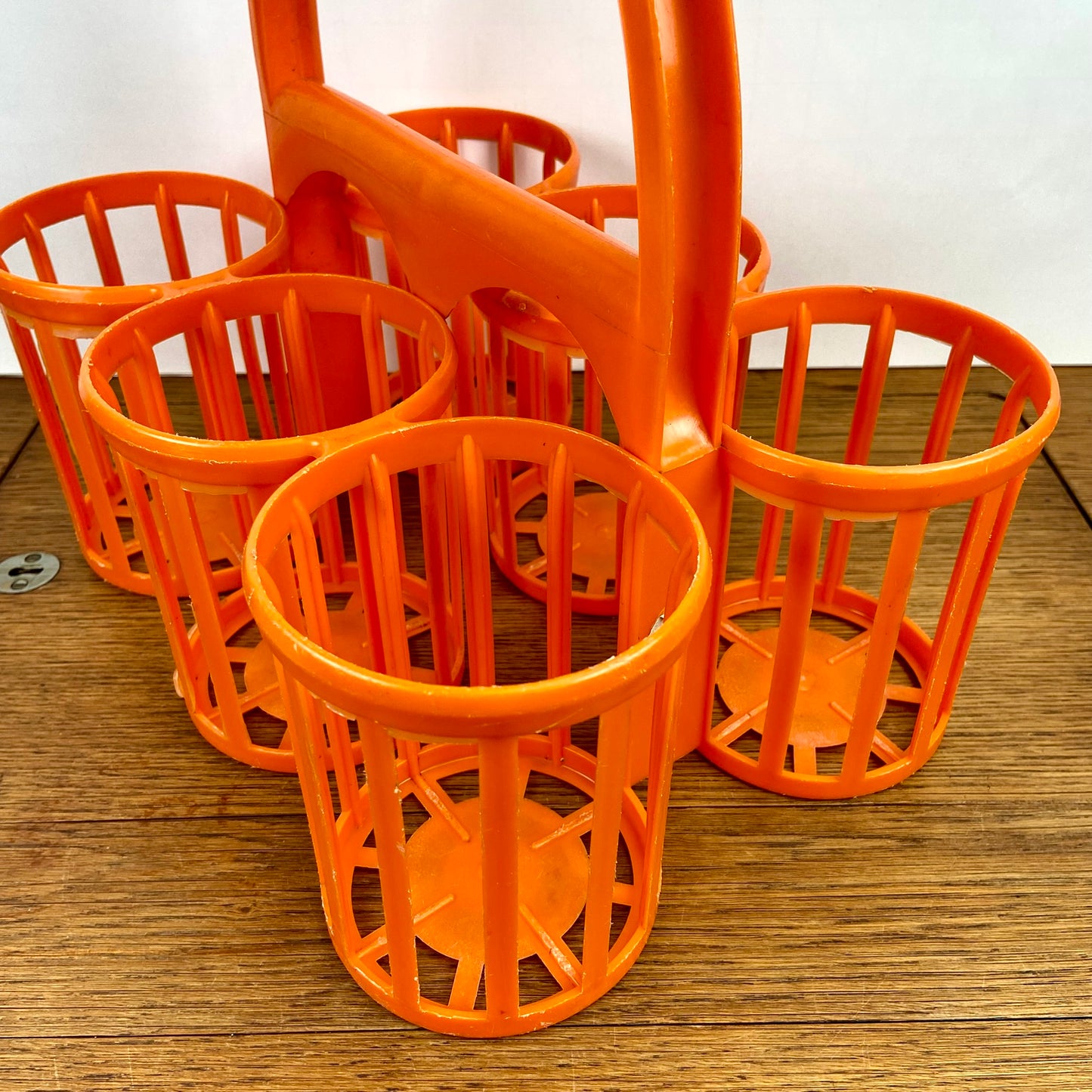 Vintage plastic flessenrek oranje