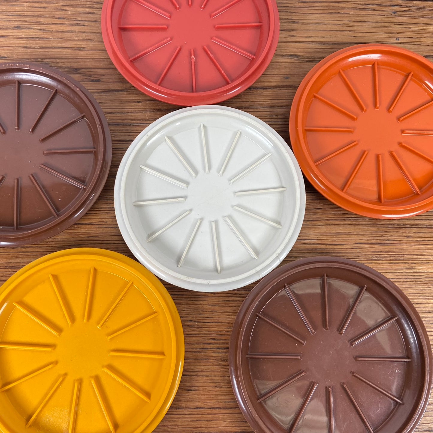 Tupperware onderzetters - deksels