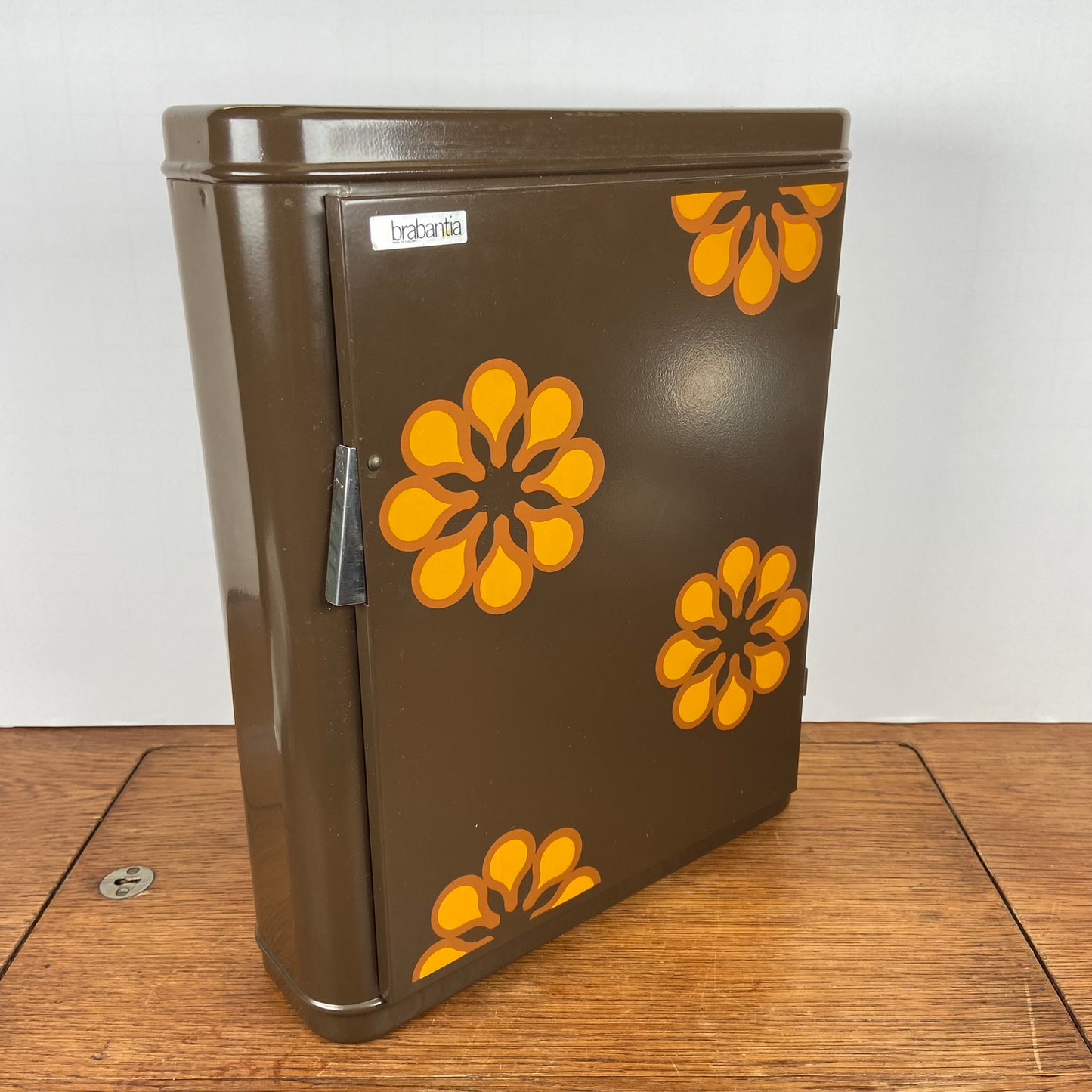 Vintage Brabantia medicijnkastje