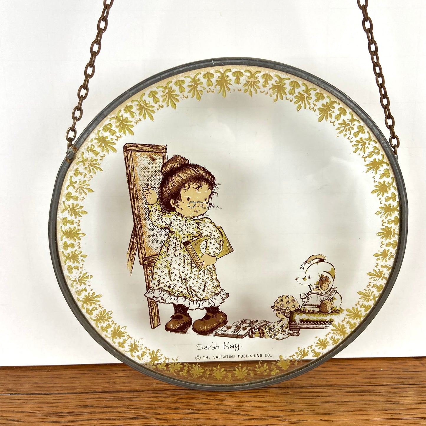 Vintage Sarah Kay raamhanger rond groen