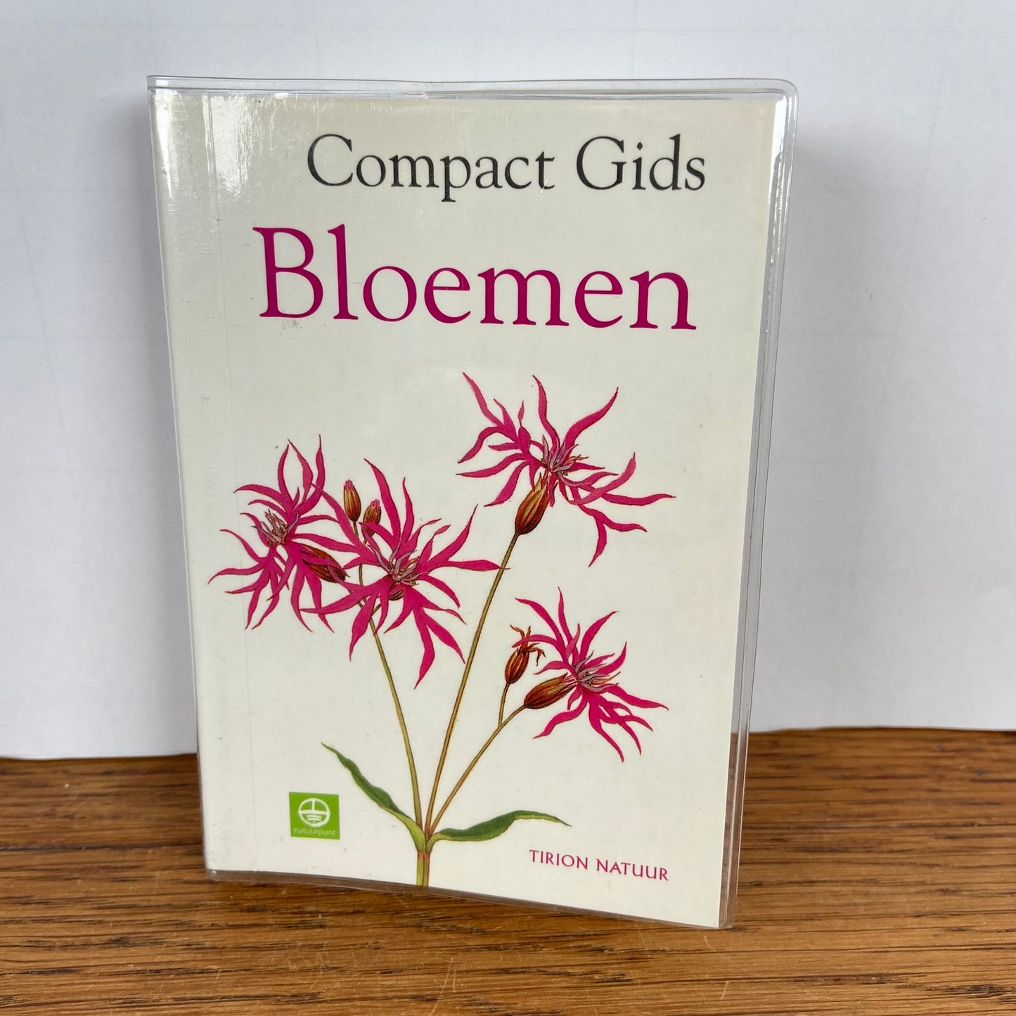 Compact gids bloemen