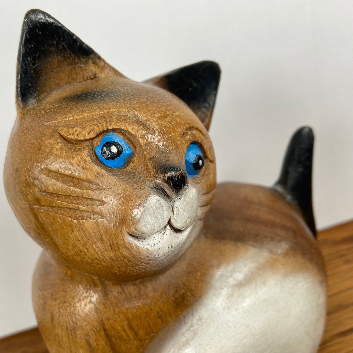 Houten kat