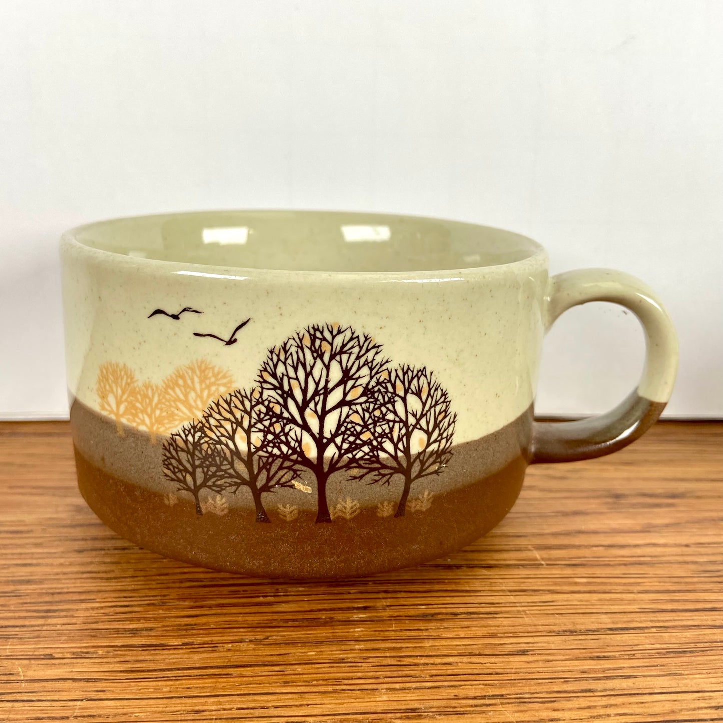 Vintage soepkom bomen