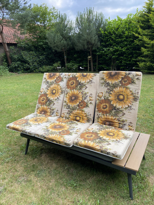 Vintage tuinstoel kussen zonnebloemen