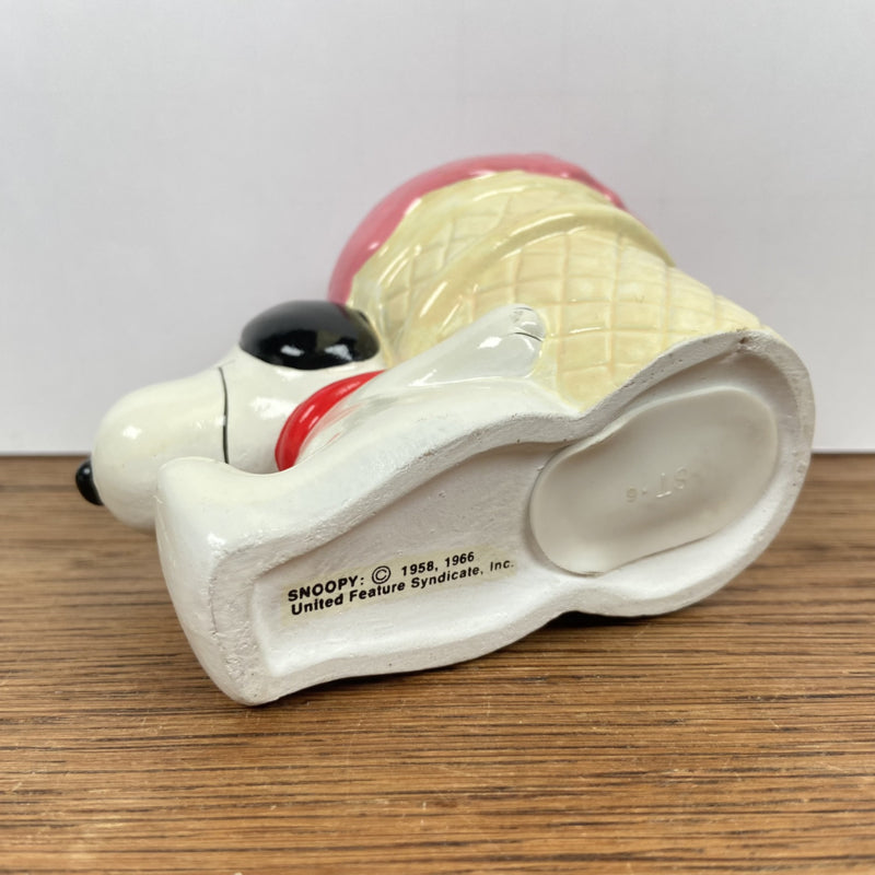 Vintage snoopy spaarpot ijsje