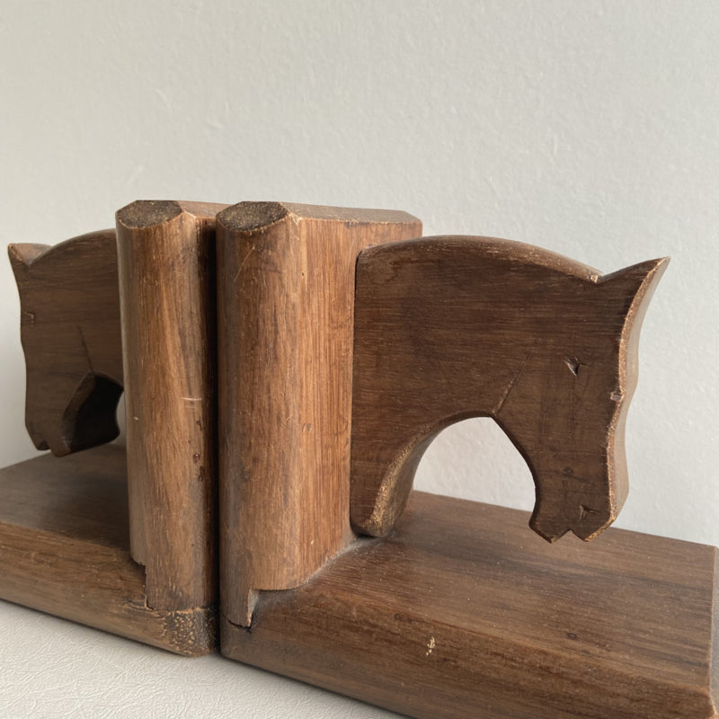 Houten boekensteunen paarden