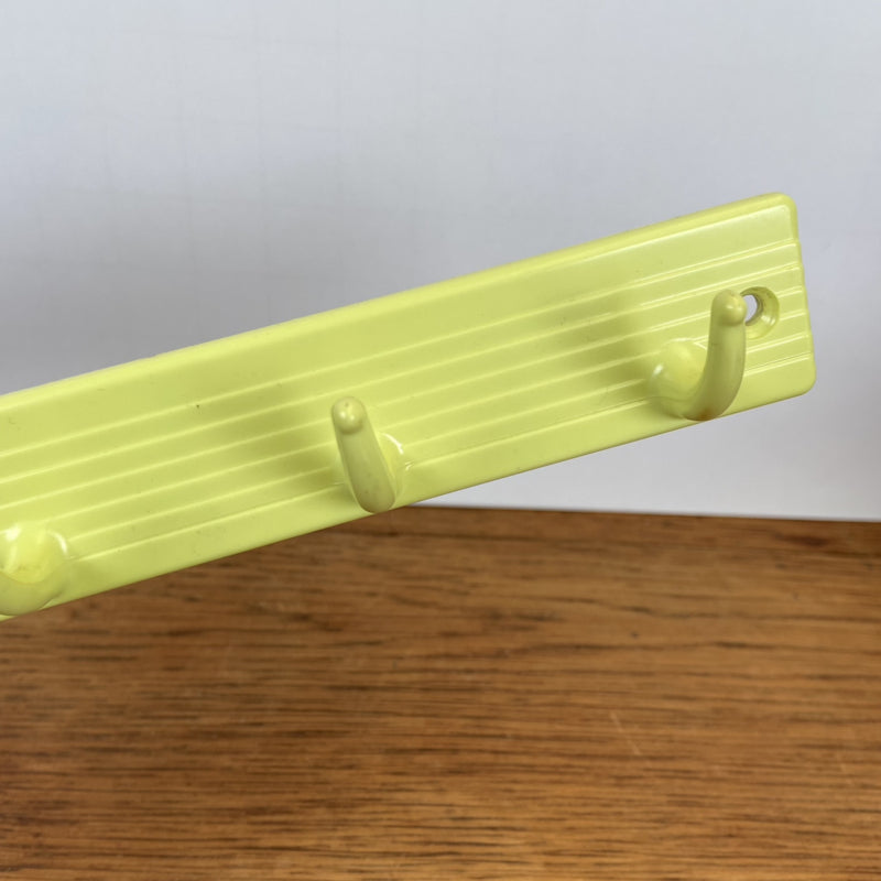 klein plastic handdoek rekje