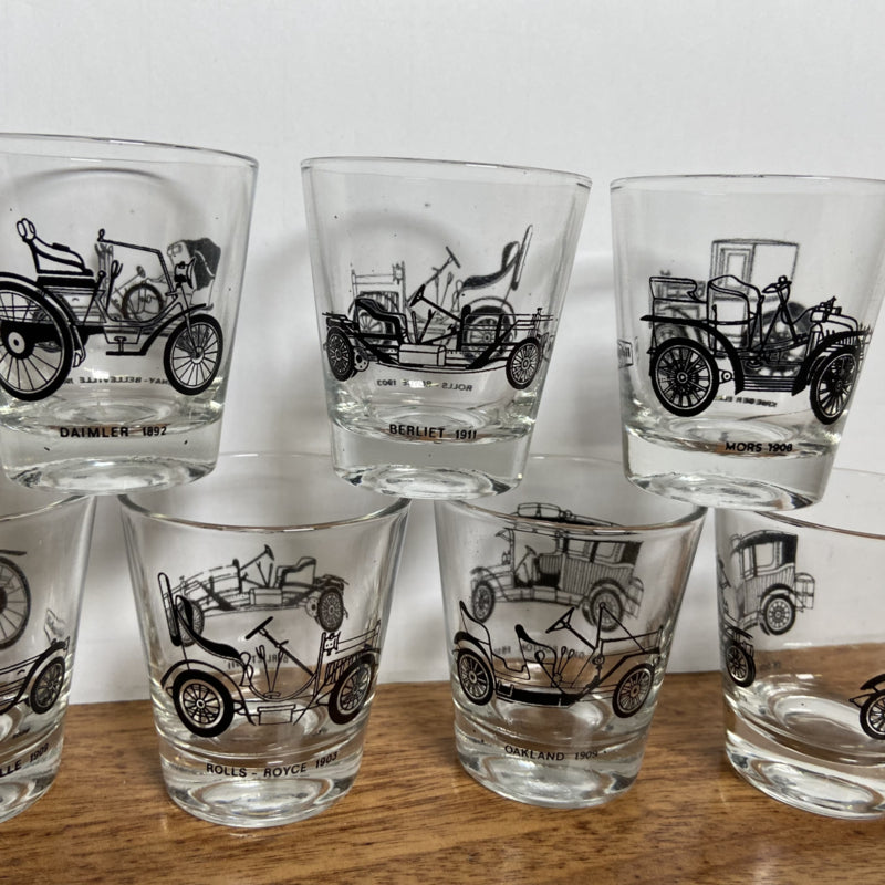 Vintage borrelglaasjes oldtimers