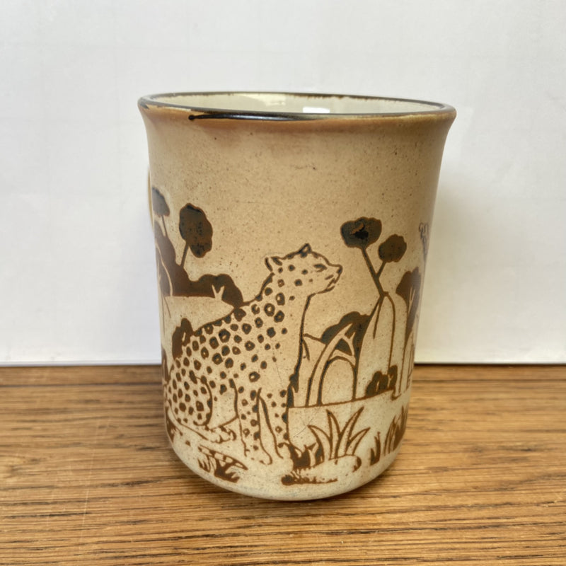 Vintage bruine mok met panter