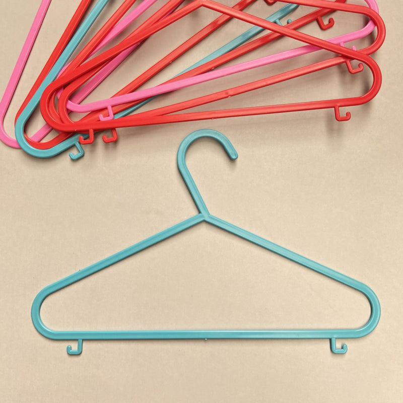 plastic kledinghangers kind