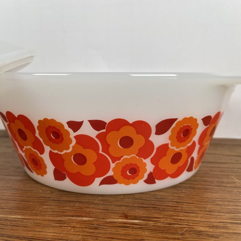 Arcopal lotus schaal met deksel oranje