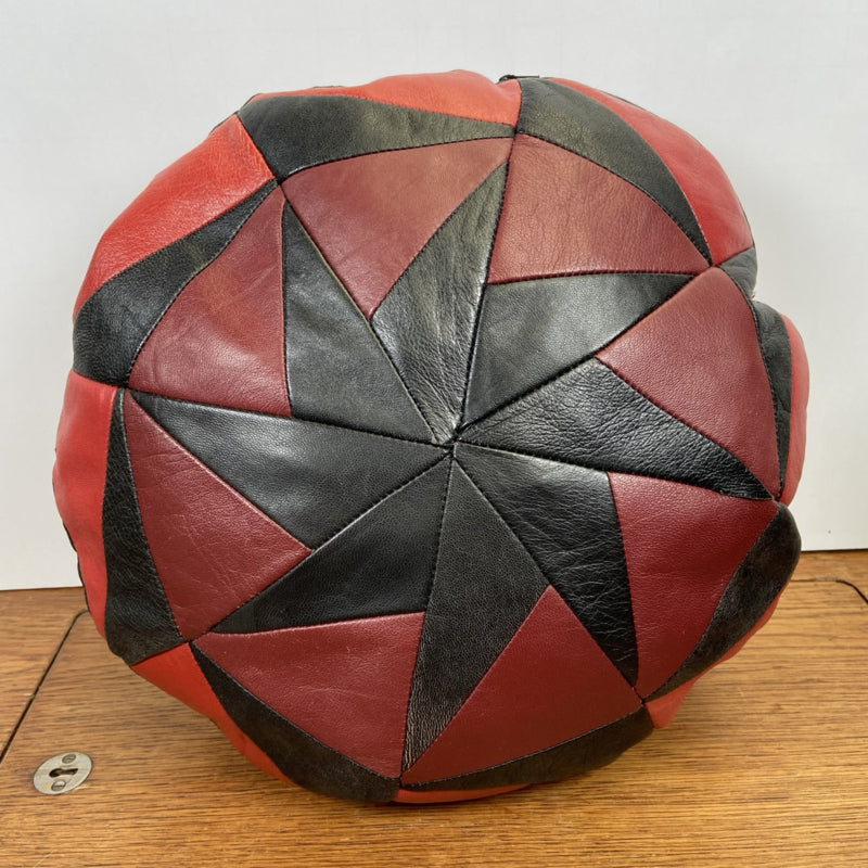 Vintage rond leren kussen