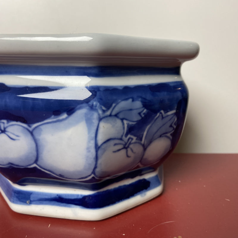 Vintage blauwe bloempot fruit