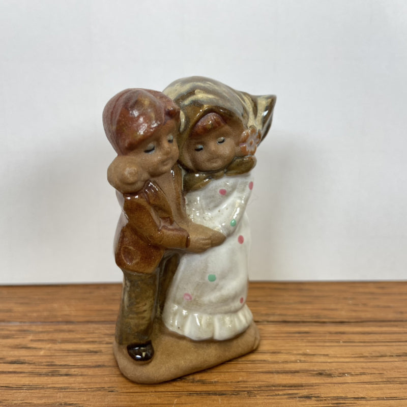 Vintage letterbak beeldje stelletje