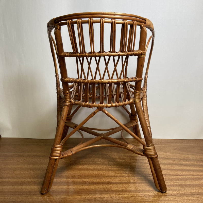 Vintage rieten kinderstoel