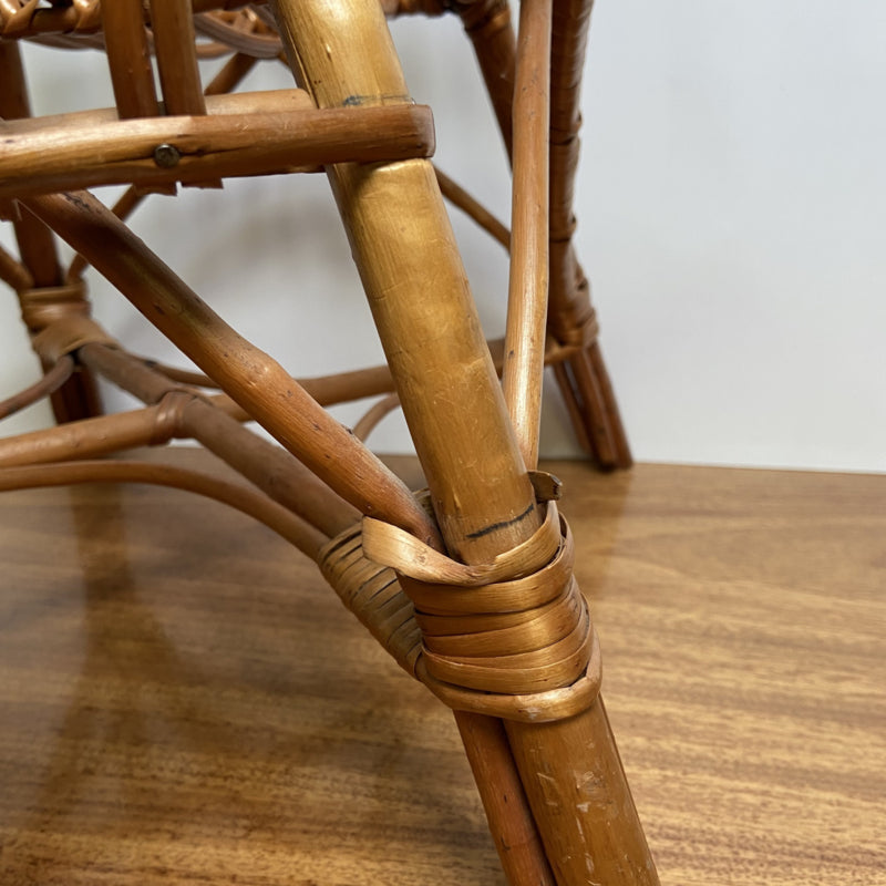 Vintage rieten kinderstoel