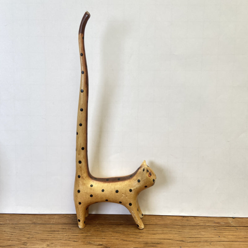 Houten kat