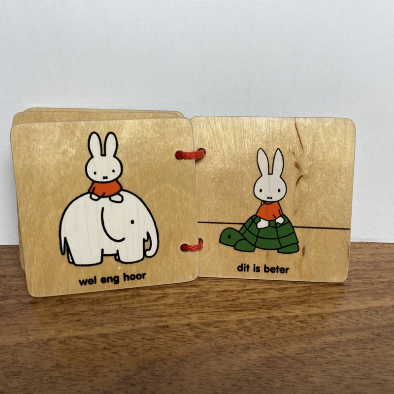 Houten boekje nijntje
