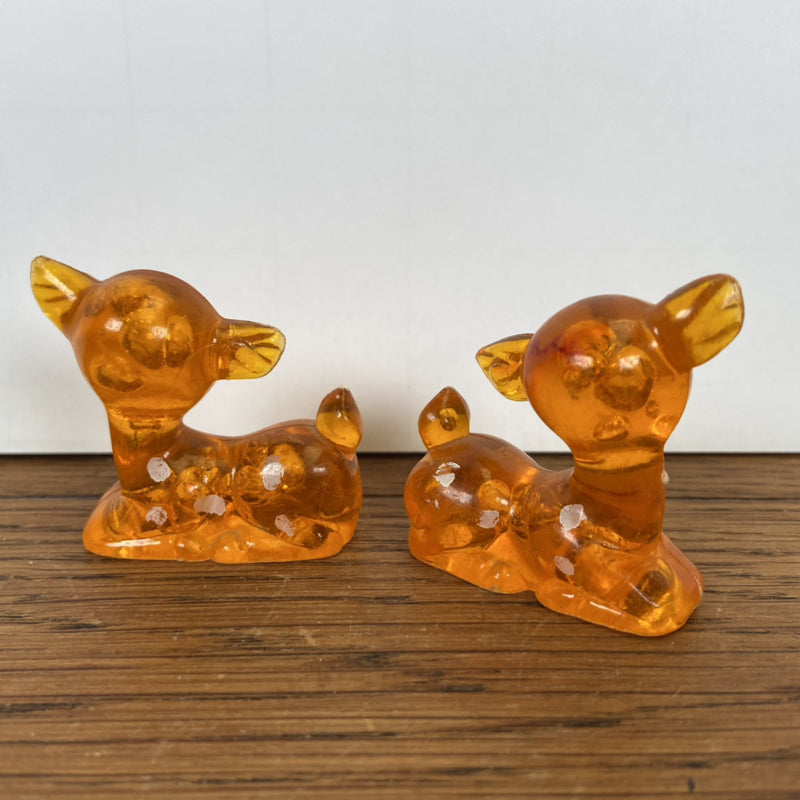 2 vintage oranje Lucite fawn hertjes