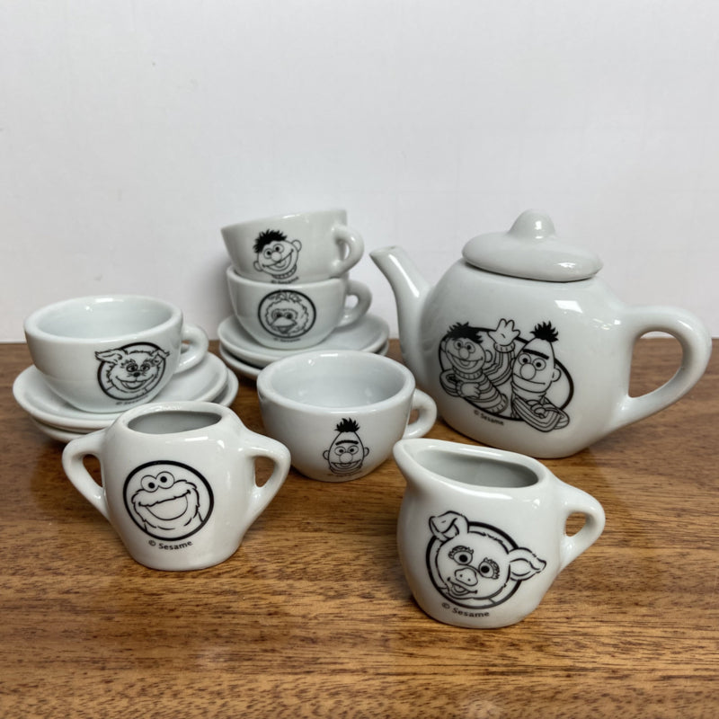 Sesamstraat theeserviesje