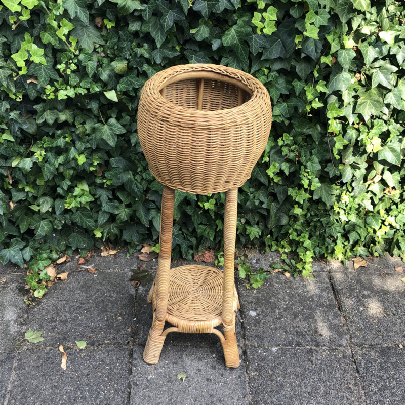 Rieten plantenstandaard