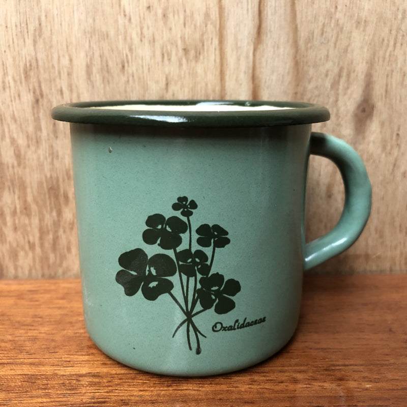 Groene emaille mok