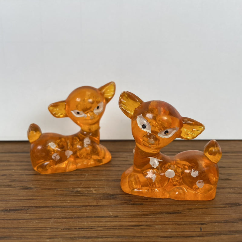 2 vintage oranje Lucite fawn hertjes